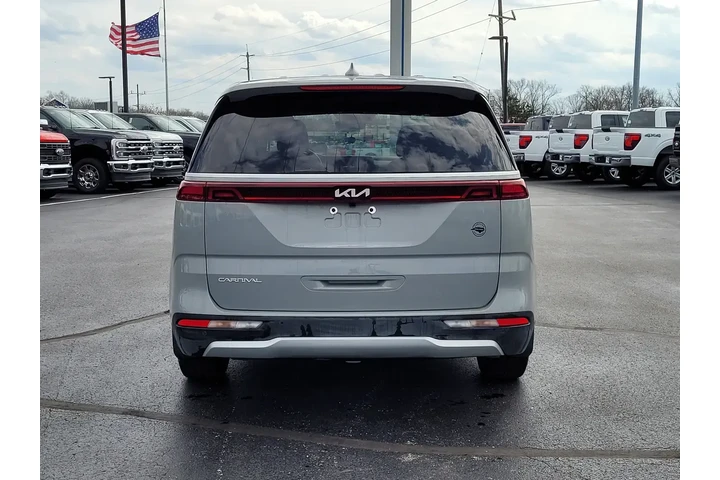 $37395 : Kia Carnival 2024 EX 4dr Min image 5