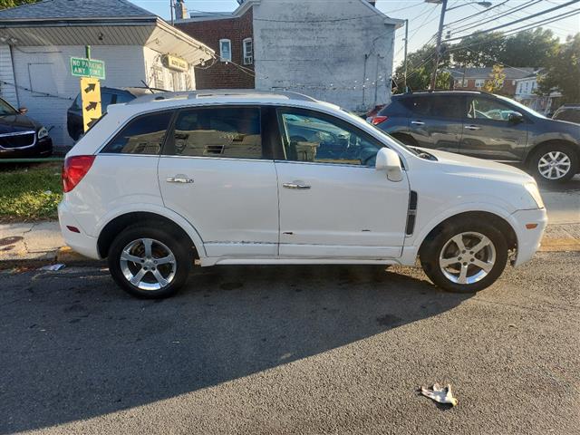 2014 Captiva Sport 1LT FWD image 6