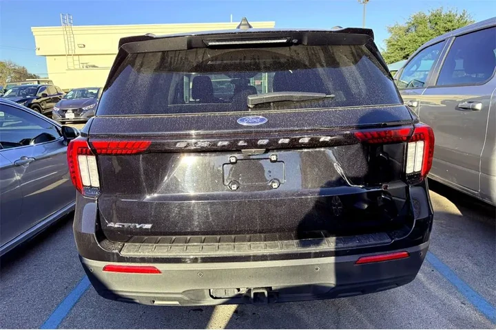 $39994 : Ford Explorer 2025 Active 4d image 7