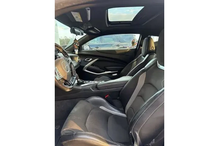 $19871 : Chevrolet Camaro 2020 LS 2dr image 5