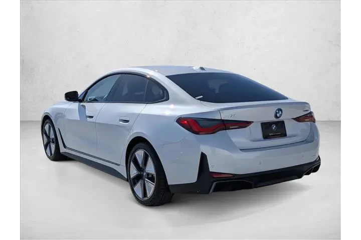 $30973 : BMW i4 2023 eDrive35 Gran Co image 8