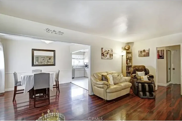$1575 : Downey Renta Listo!! image 4