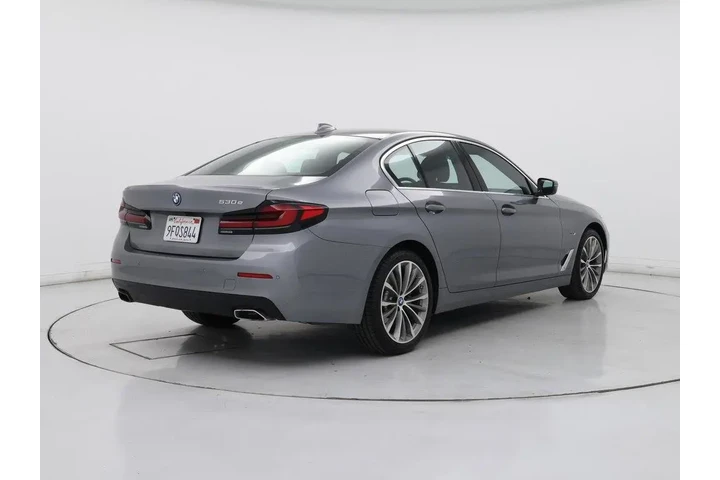 $30998 : BMW 5 Series 2023 530e 4dr S image 8