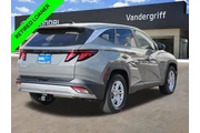 $24680 : Hyundai TUCSON 2026 SE 4dr S thumbnail