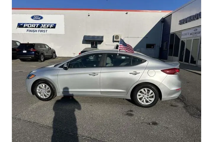 $13553 : Hyundai ELANTRA 2018 SE 4dr image 9