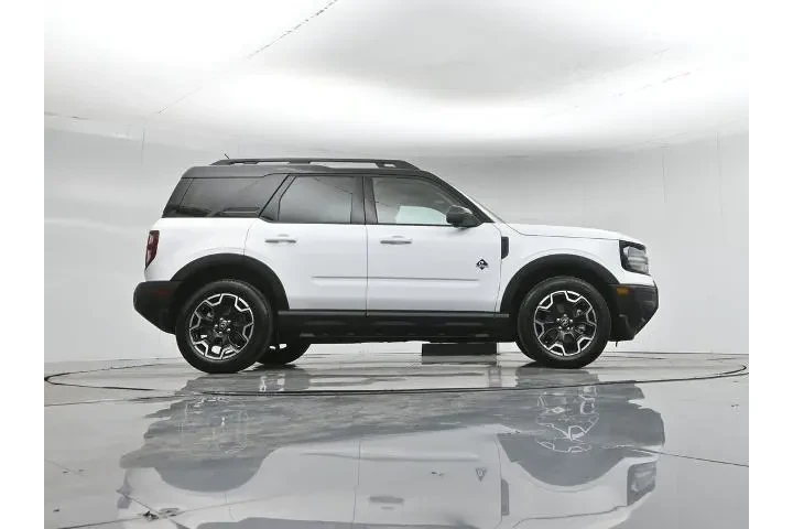 $30200 : Ford Bronco Sport 2025 AWD O image 8