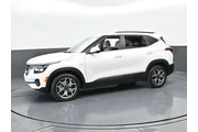 $19991 : Kia Seltos 2023 AWD EX 4dr S thumbnail