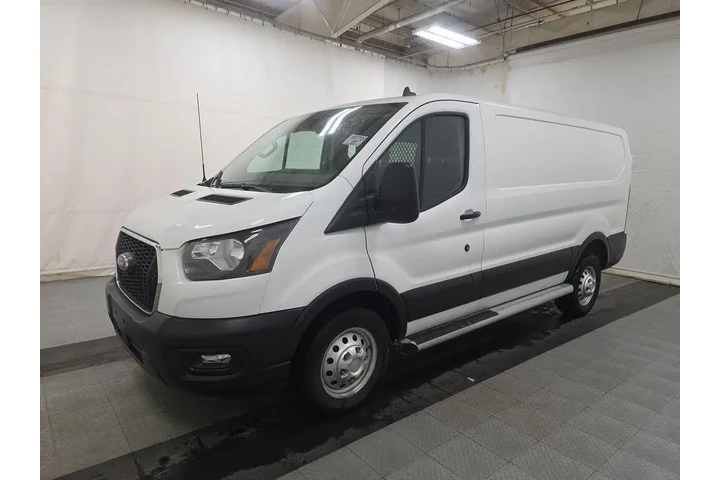 $38911 : Ford Transit 2023 AWD 250 3d image 1