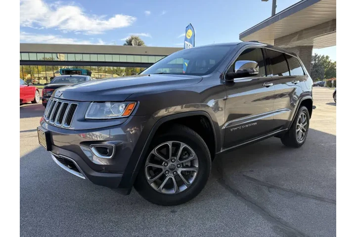 $13850 : 2014 Grand Cherokee Limited image 3