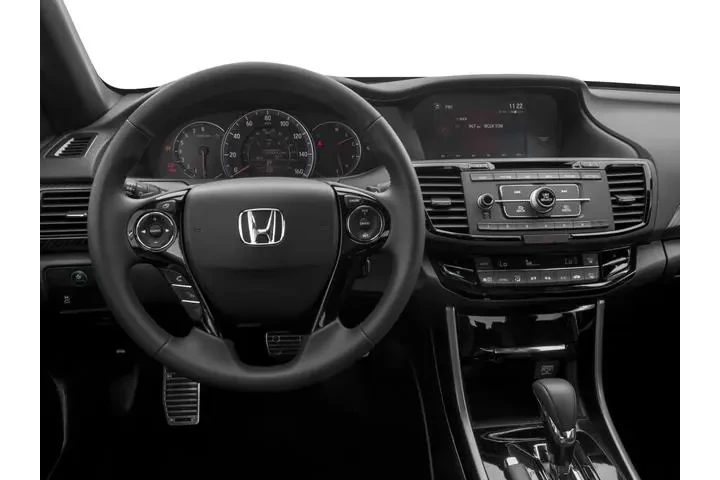 $18798 : Honda Accord 2017 Sport 4dr image 7