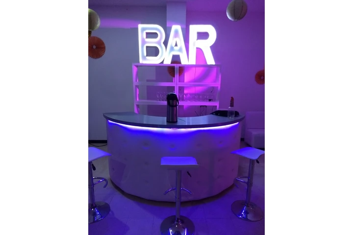 Bartender coctelería bar movil image 3