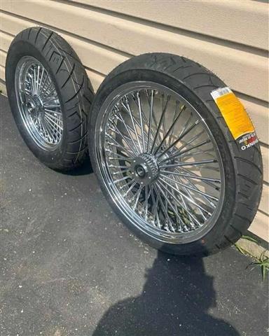 $1000 : Wheels and tires image 2