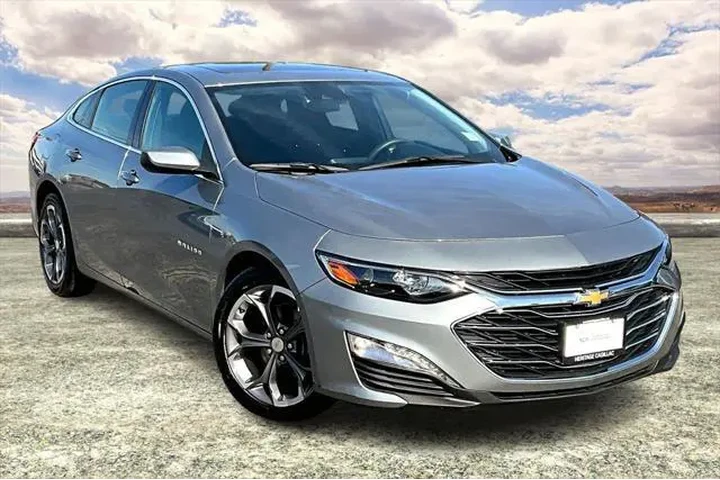 $19991 : Chevrolet Malibu 2023 LT 4dr image 1