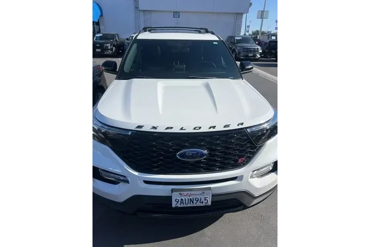 $35988 : Ford Explorer 2022 AWD ST 4d image 3
