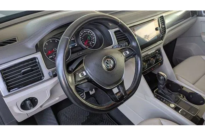$13999 : Volkswagen Atlas 2018 V6 SEL image 4