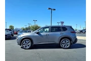 $19965 : Nissan Rogue 2022 SV 4dr Cro thumbnail
