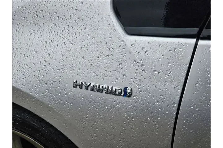 $23495 : Toyota Prius 2022 Limited 4d image 9