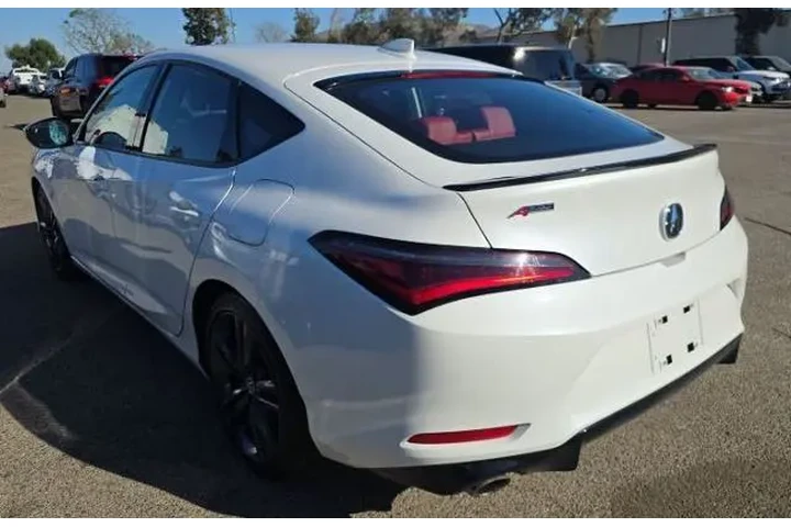 $33800 : Acura Integra 2025 4dr Liftb image 3
