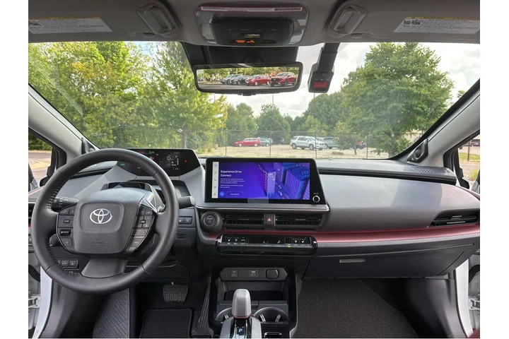 $38694 : Gold Certified2024 Prius Prim image 4