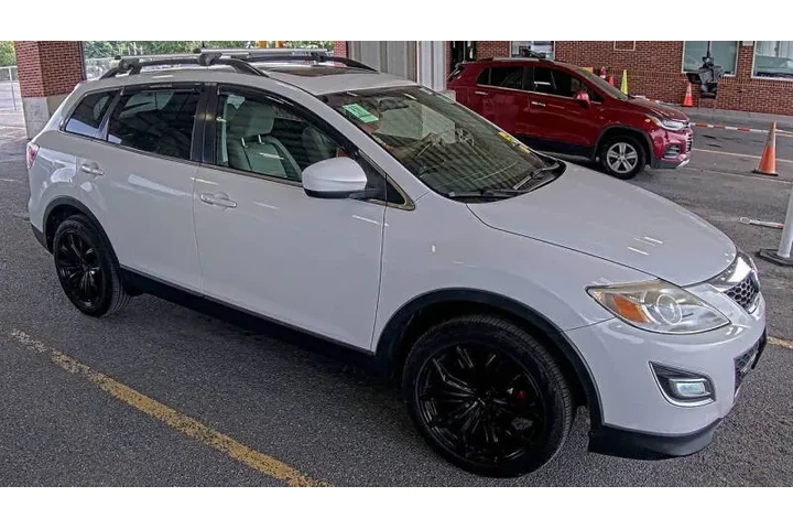 $9995 : 2010 CX-9 Grand Touring image 2