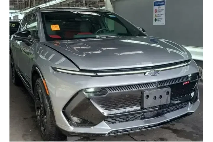 $30950 : Chevrolet Equinox EV 2025 RS image 1