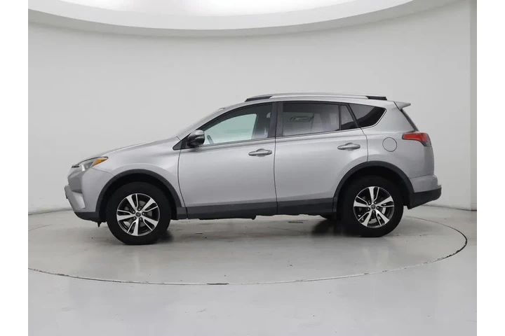 $17998 : Toyota RAV4 2018 XLE 4dr SUV image 3