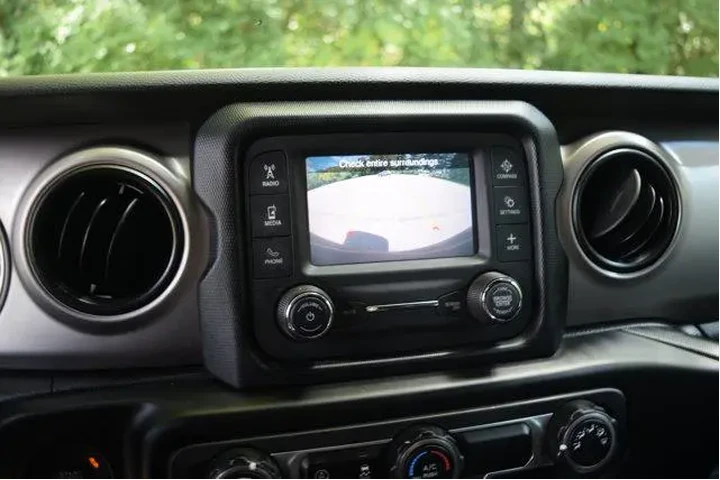 $23000 : Jeep Wrangler Unlimited 2020 image 10