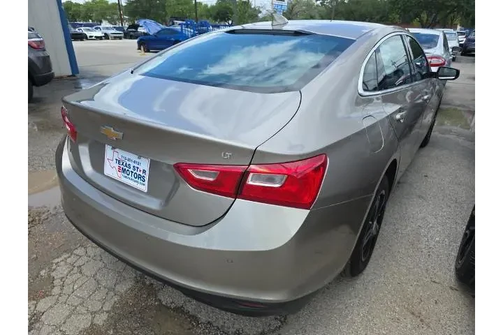$19773 : Chevrolet Malibu 2024 LT 4dr image 3