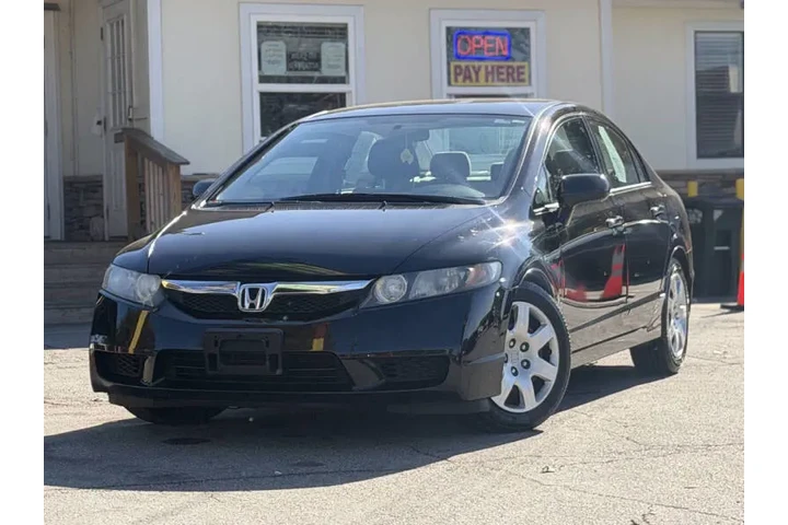 2010 Civic LX image 3