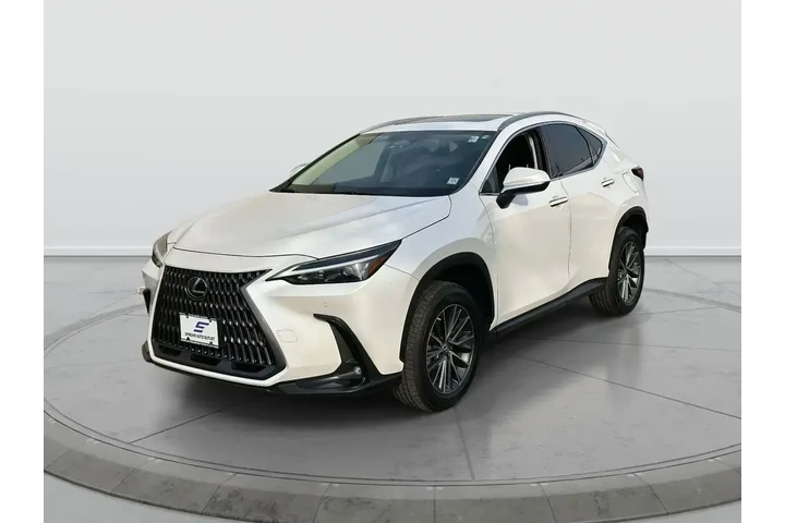 $35273 : Lexus NX 250 2023 Premium 4d image 3