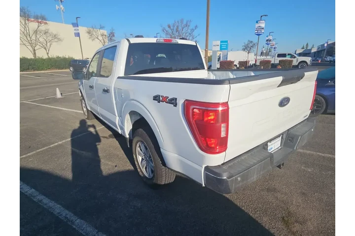 $37500 : Ford F-150 2023 4x4 Lariat 4 image 5