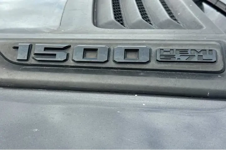 $34995 : Ram 1500 2019 4x4 Rebel 4dr image 5