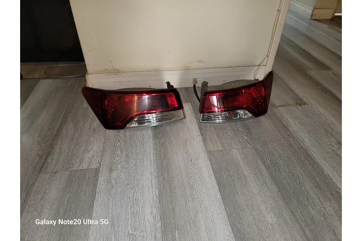 $500 : BUMPER KIA FORTE KOUP 2013 image 2