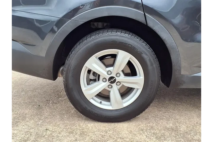 $22991 : Kia Sorento 2022 LX 4dr SUV image 9