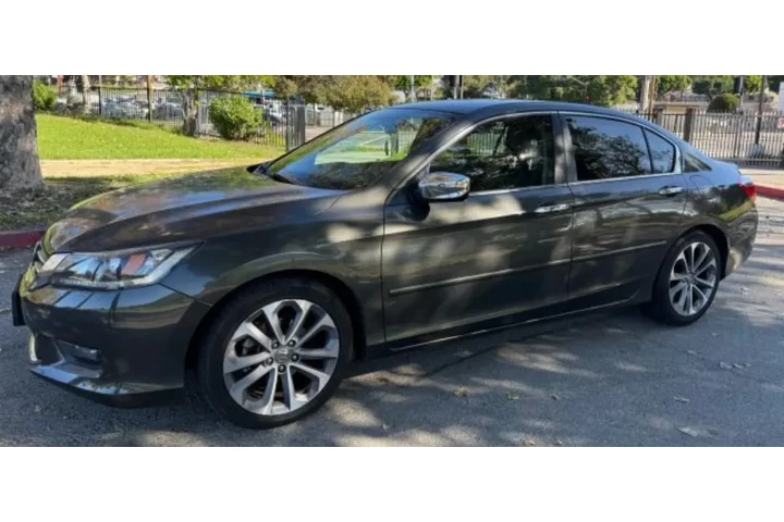 $4000 : Honda Accord 2015 image 2
