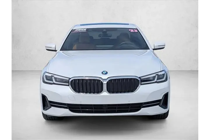 $32084 : BMW 5 Series 2023 530e 4dr S image 2
