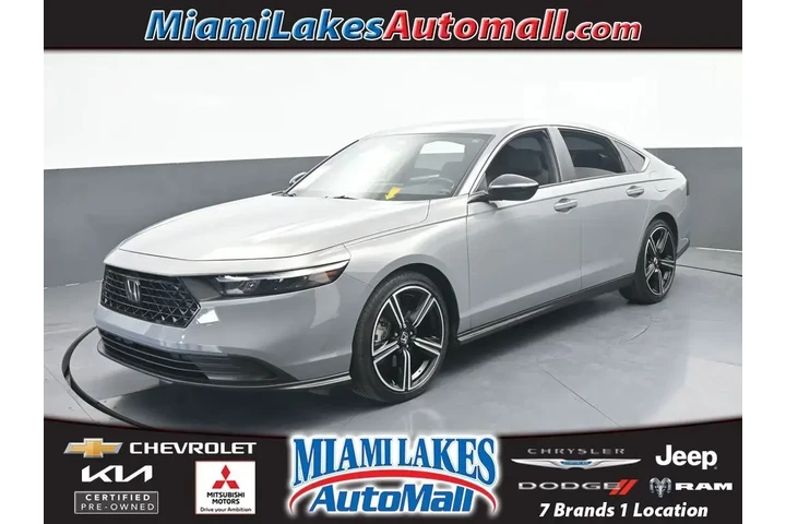 $27000 : Honda Accord Hybrid 2024 Spo image 1