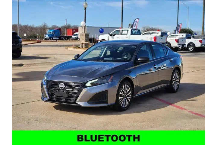 $19995 : Nissan Altima 2024 2.5 SV 4d image 3