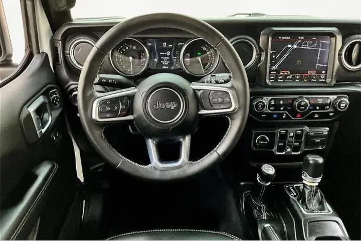 $34490 : Jeep Wrangler Unlimited 2022 image 5