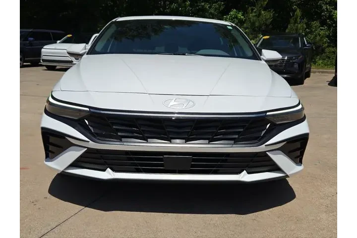 $20490 : Hyundai ELANTRA 2024 SEL 4dr image 4
