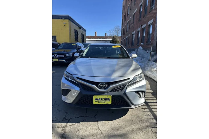 $14999 : 2018 Camry SE image 5