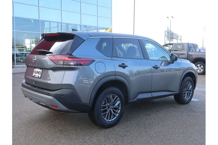 $17877 : Nissan Rogue 2023 AWD S 4dr image 10