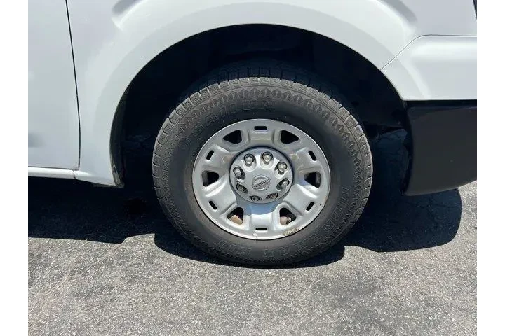 $28995 : Nissan NV 2019 2500 HD S 3dr image 9