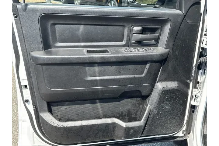 $25998 : Ram 1500 Classic 2023 4x2 Tr image 10