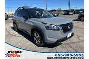 Nissan Pathfinder 2023 SL 4d en El Paso