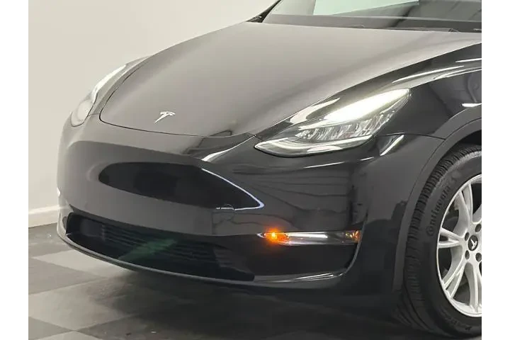 $28000 : Tesla Model Y 2020 AWD Long image 2