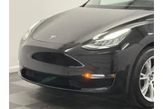 $28000 : Tesla Model Y 2020 AWD Long thumbnail