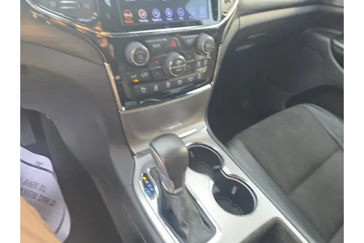 $15990 : Jeep Grand Cherokee 2020 4x2 image 10