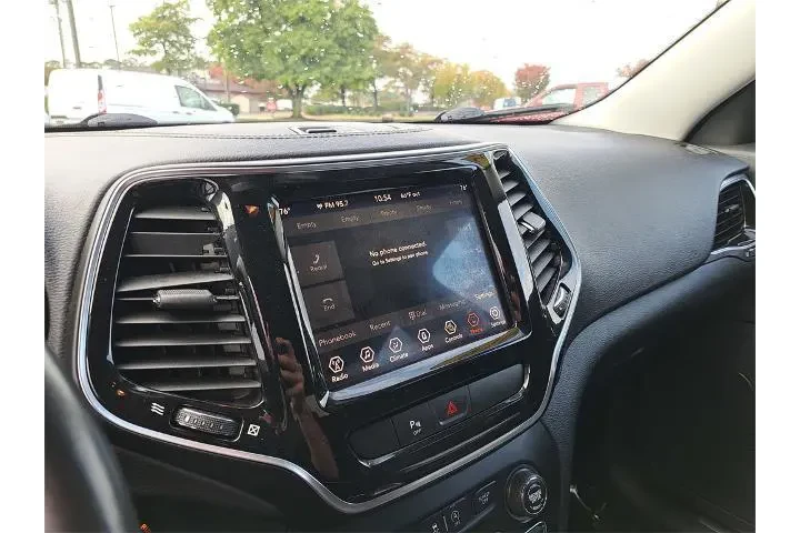 $18788 : Jeep Cherokee 2019 4x4 Limit image 9