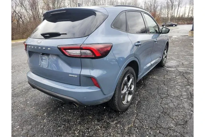 $23499 : Ford Escape 2023 AWD ST-Line image 5